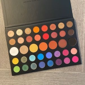 Morphe x James Charles Palette